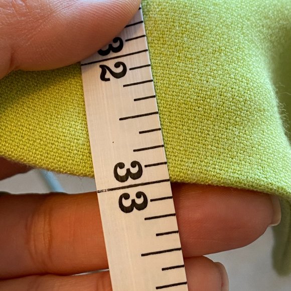 FINAL CHANCE! CLOSET CLOSING! - Picture 9 of 10